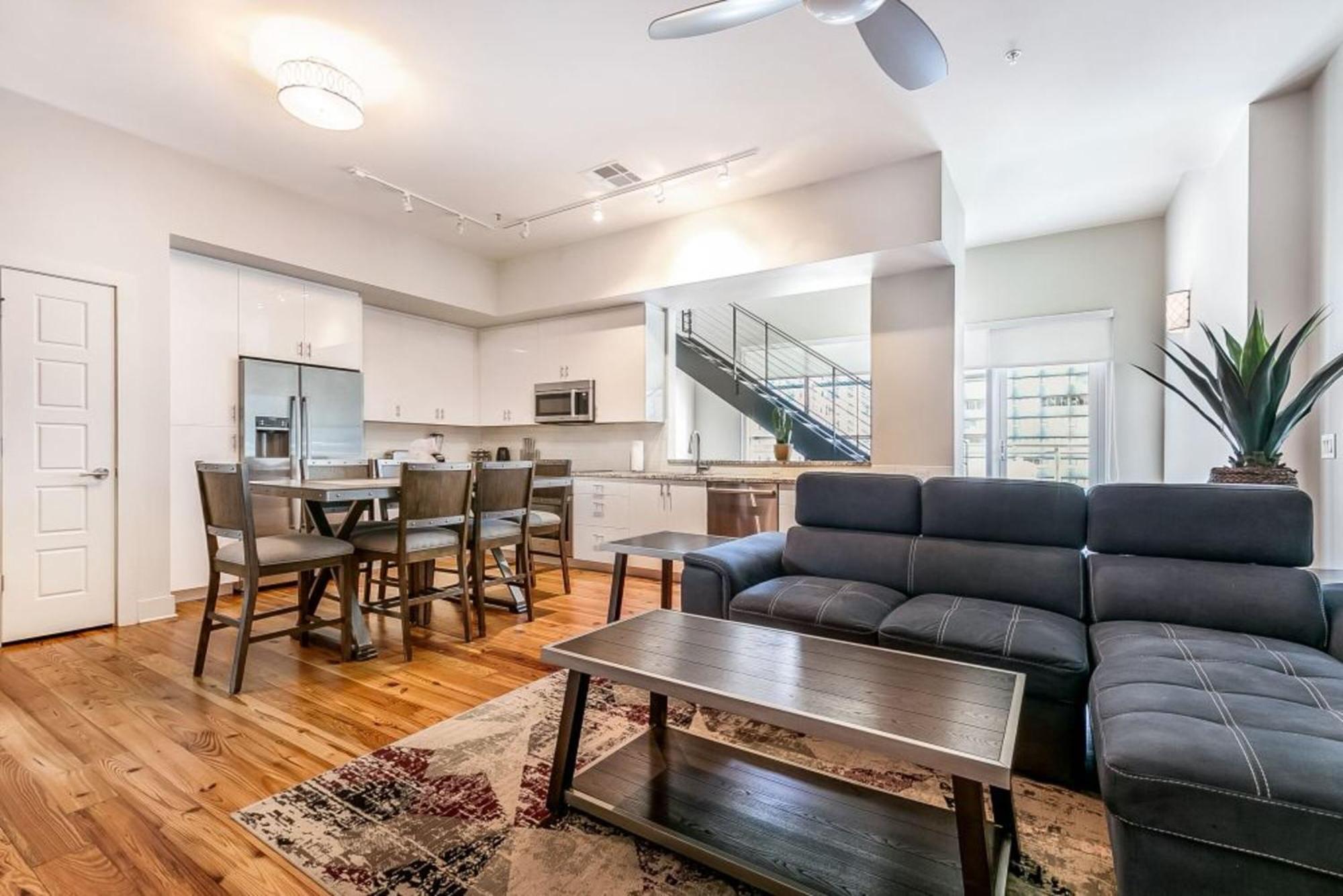 Upscale Condos And Penthouses Close To Canal And Bourbon St 新奥尔良 外观 照片