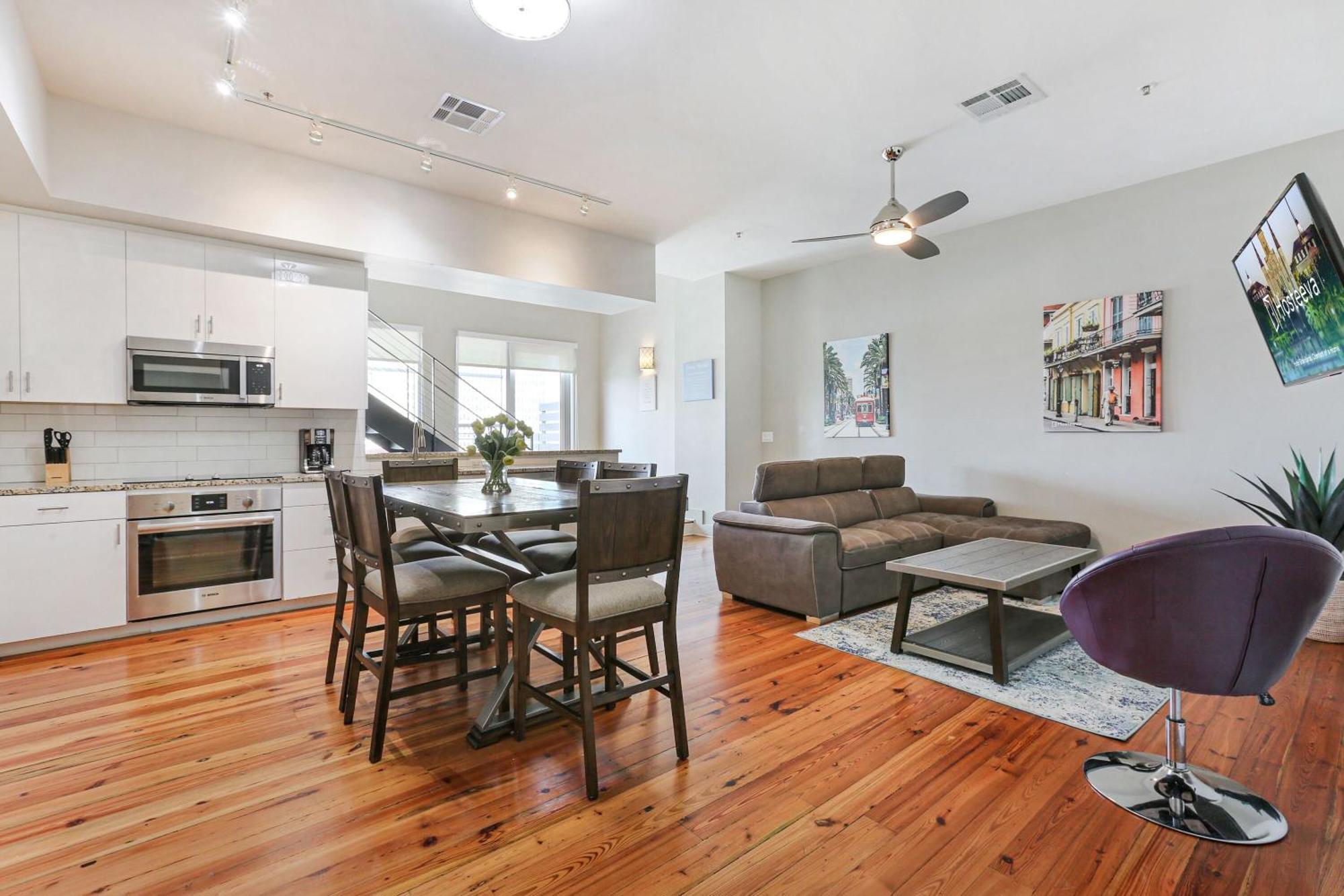 Upscale Condos And Penthouses Close To Canal And Bourbon St 新奥尔良 外观 照片