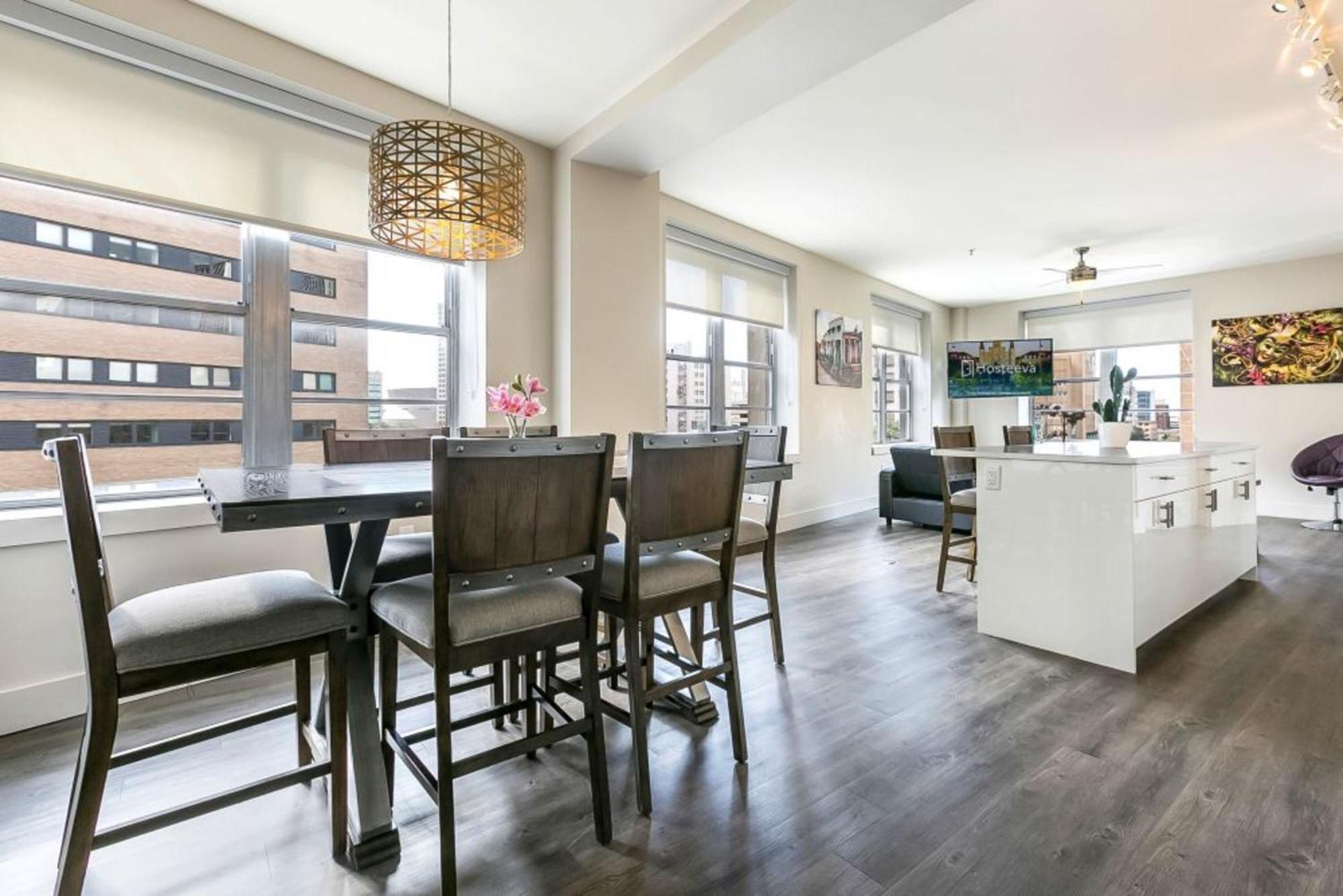 Upscale Condos And Penthouses Close To Canal And Bourbon St 新奥尔良 外观 照片