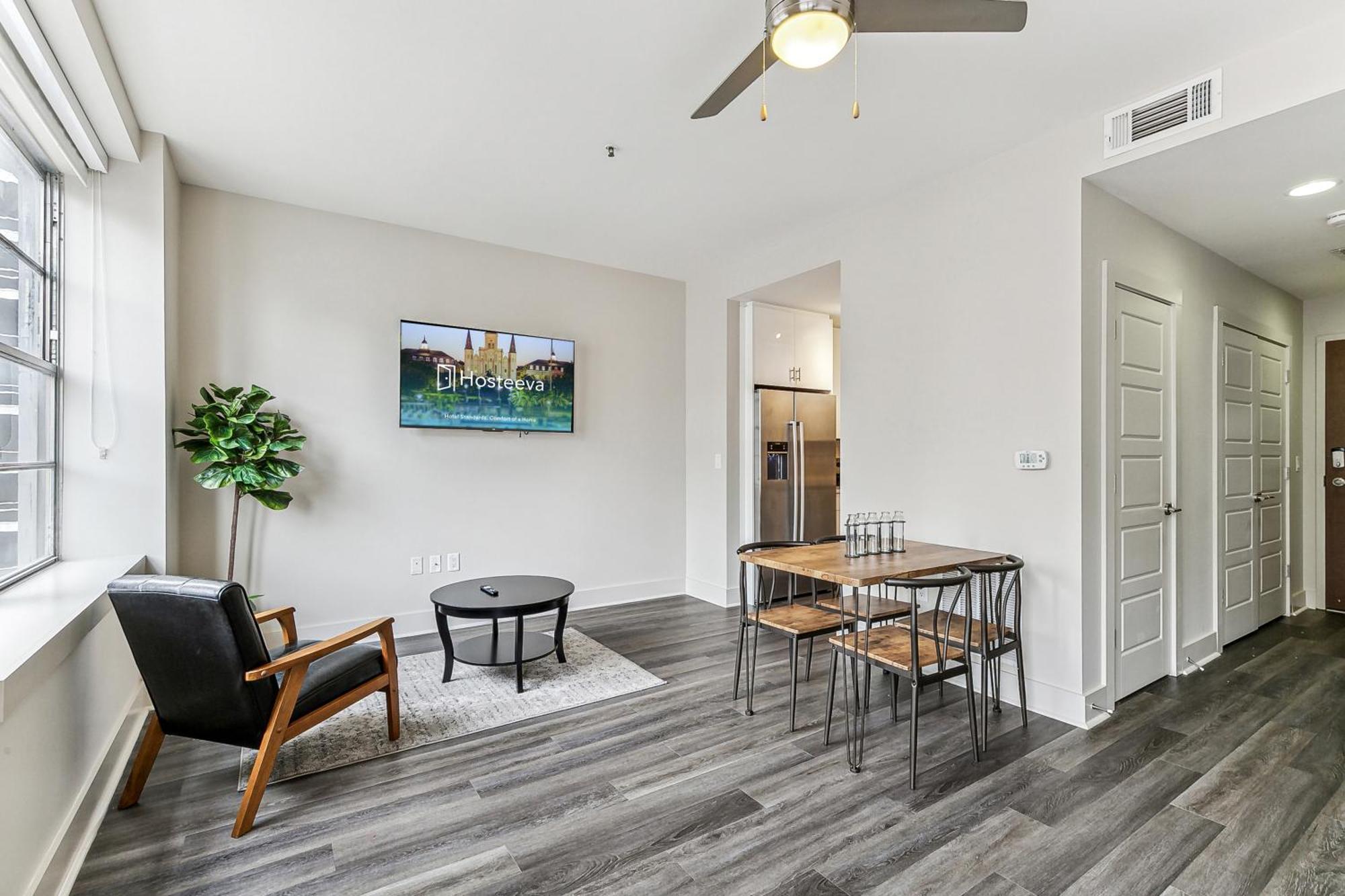 Upscale Condos And Penthouses Close To Canal And Bourbon St 新奥尔良 外观 照片