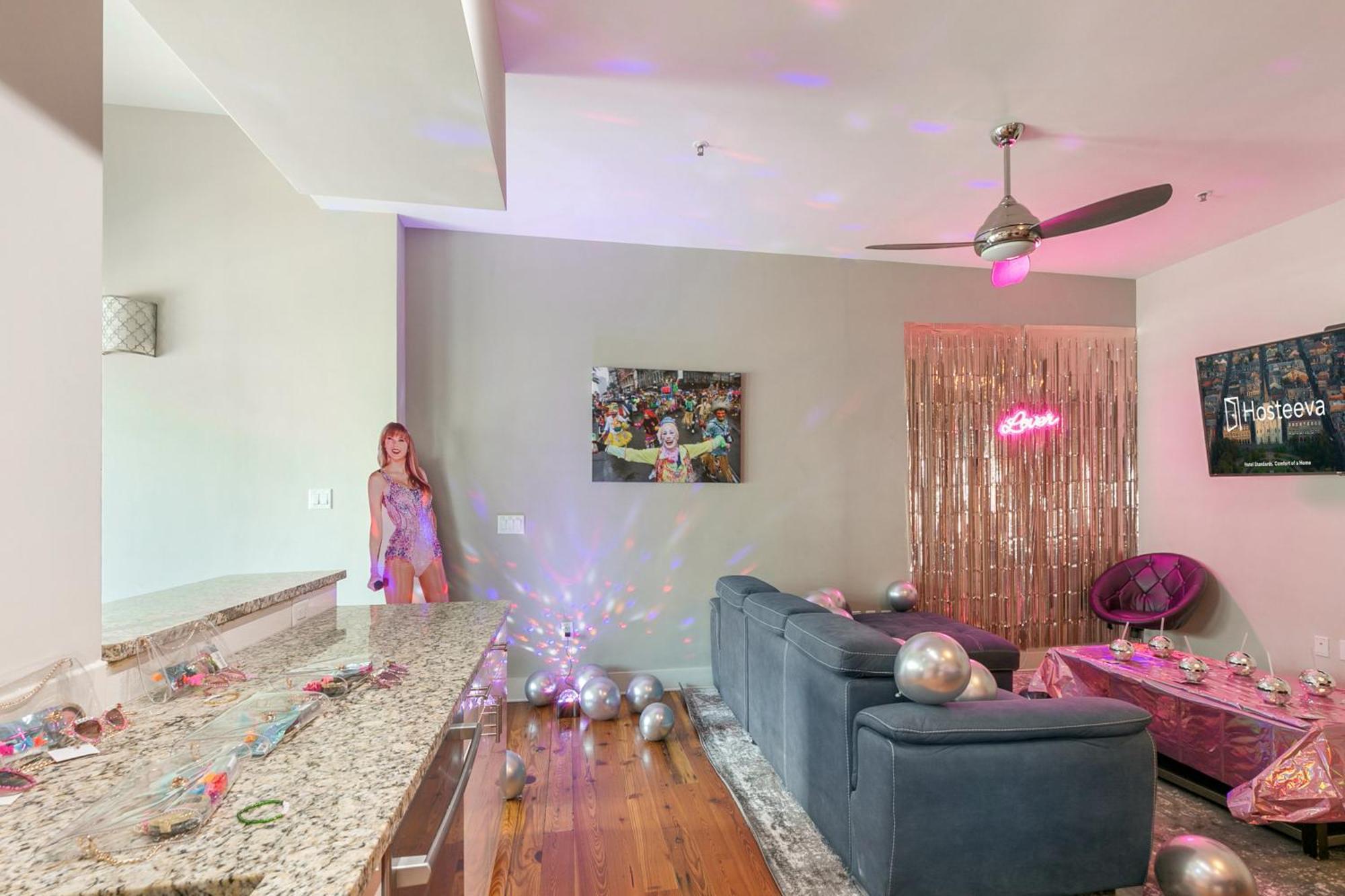 Upscale Condos And Penthouses Close To Canal And Bourbon St 新奥尔良 外观 照片